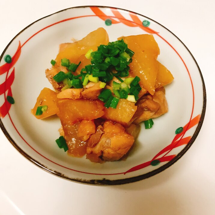 炊飯器シリーズ！！照りがすごい大根と鶏肉の煮物